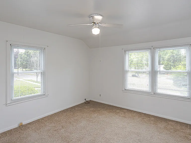 3016 Letchworth Pkwy #3016 — Photo 12