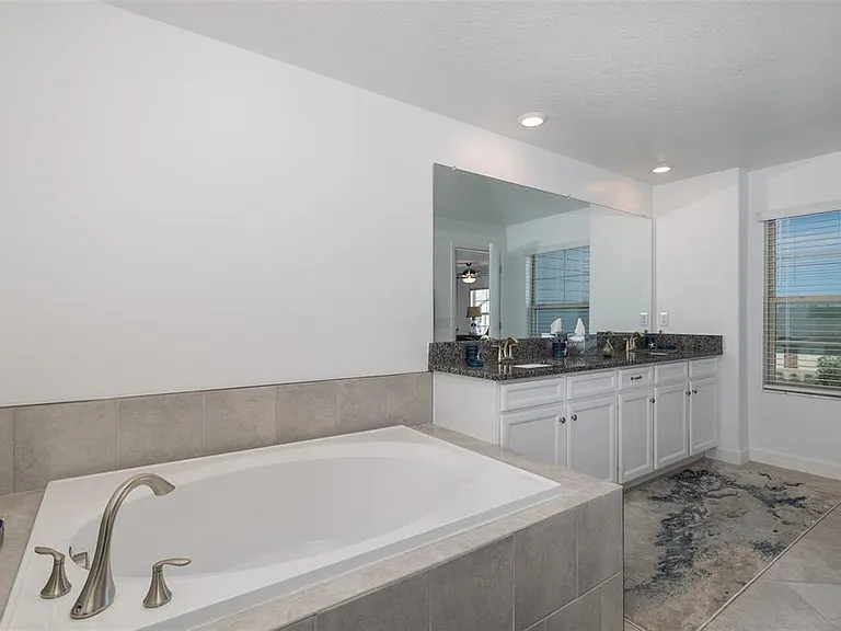 3072 Hover Hall Ln — Photo 34