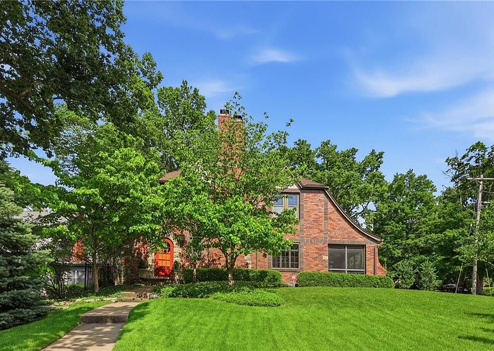 1st image of 1141 Valentine Rd