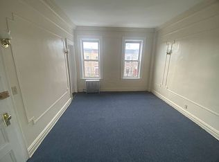 189 E 32nd St #2, Brooklyn, NY 11226