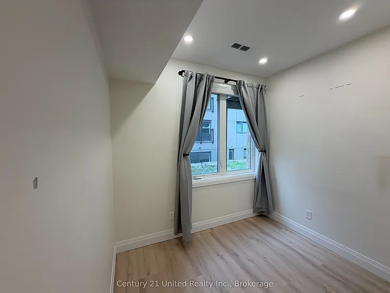 1630 Hetherington Dr #4 — Photo 24