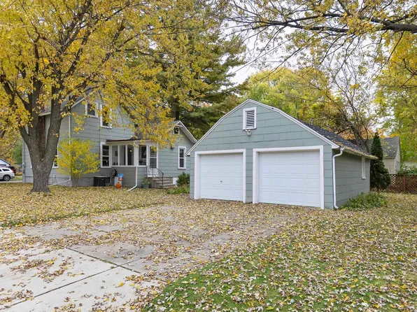 433 Clarence St, Fort Atkinson, WI 53538