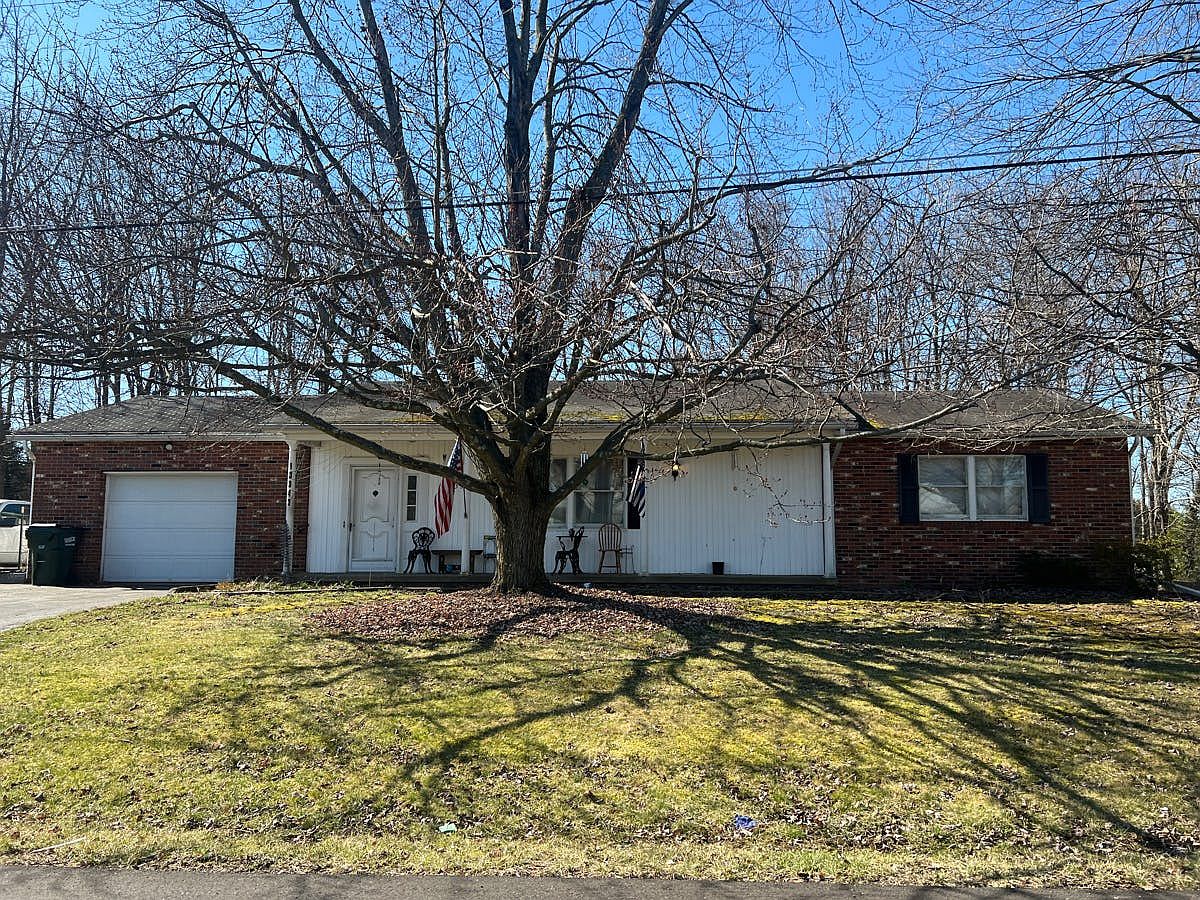 13343 Betty Ave NW, Uniontown, OH 44685 Zillow
