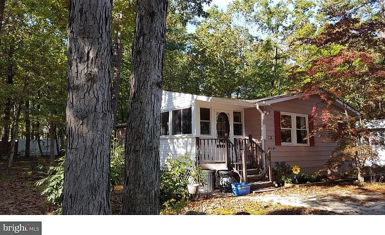 1st image of 105 Shenandoah Dr