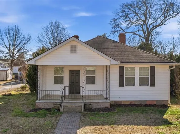 373 Wingfoot St, Rockmart, GA 30153