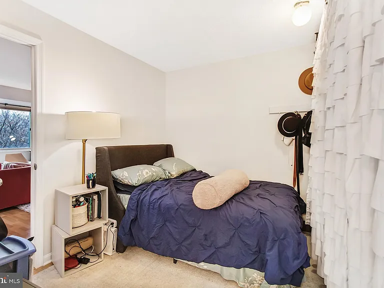 2500 N Van Dorn St #918 — Photo 6