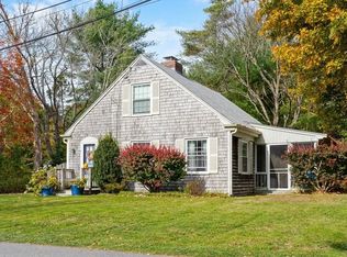 5 Captains Ln, Mattapoisett, MA 02739