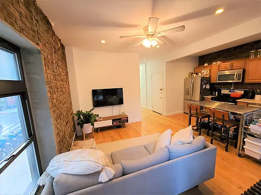 Rented by Brooklyn Heights Real Estate Inc | media 5