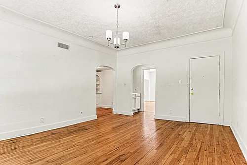 Floor plan Upstairs 2 bed 2 bath