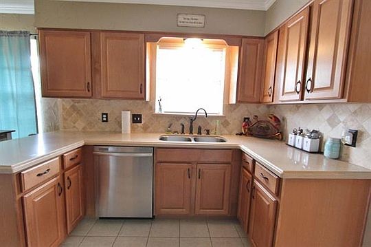 5th image of 1245 Stacewood Dr