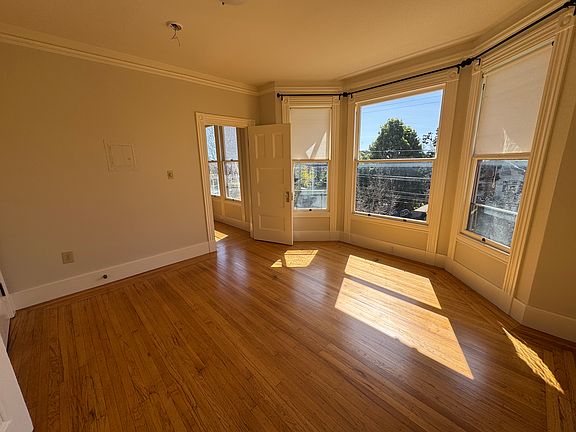 5th image of 1625 San Jose Ave #6
