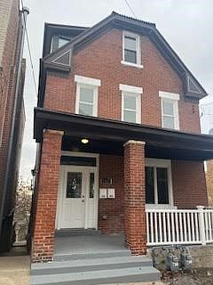 1st image of 2729 Custer Ave