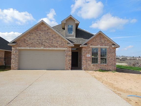 2nd image of 1710 Creekside Cir