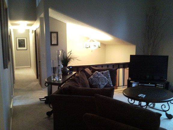 2nd image of 1206 W Cliffwood Ct