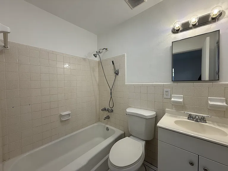 1101 SW 15th Ave #14 — Photo 8