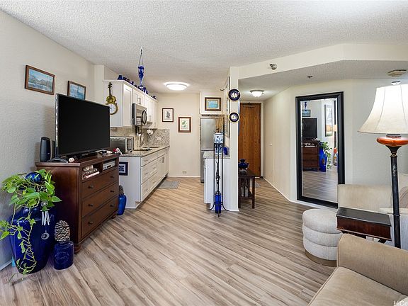 4th image of 300 Wai Nani Way #I304