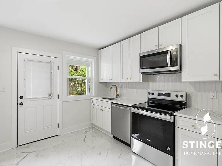 928 9th St #926 — Photo 13