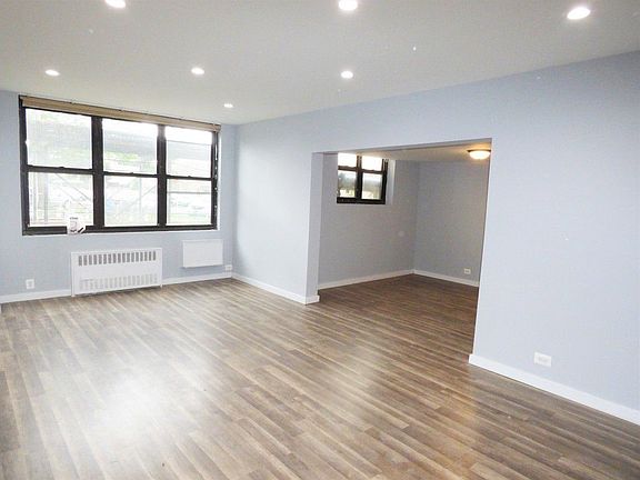 5th image of 2475 W 16th St APT L2