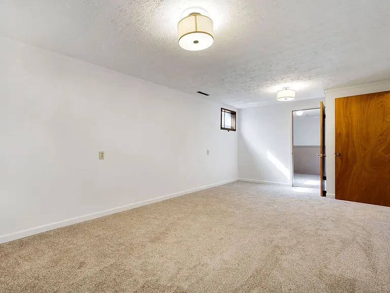 404 Cornell Ave — Photo 19