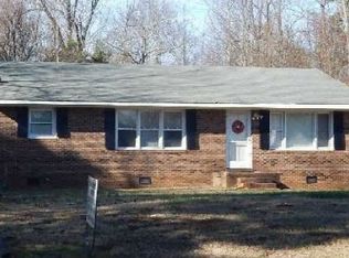 205 Perdues Rd, Louisburg, NC 27549