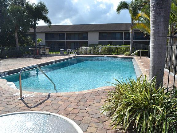 2nd image of 1065 Ellen Ct #1065