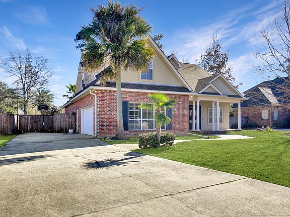 2nd image of 893 Sweet Bay Dr