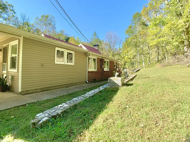 3979 Lem Davis Rd — Photo 45