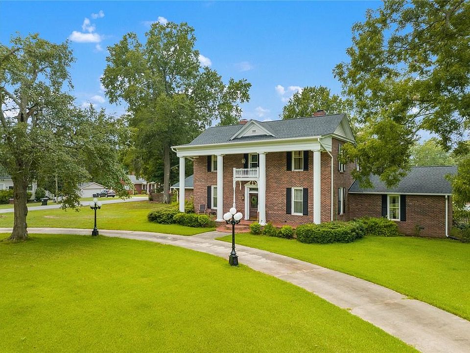 303 Brown Ave, Belton, SC 29627 Zillow