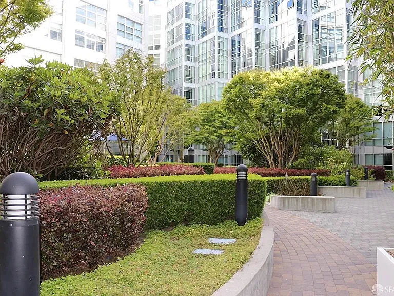 200 Brannan St #415 — Photo 43