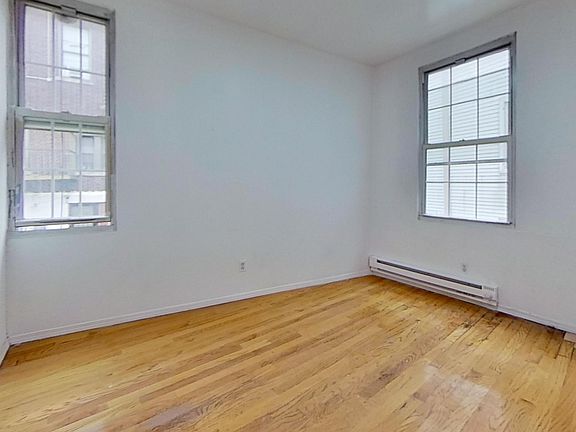 4th image of 185 Metropolitan Ave #1B