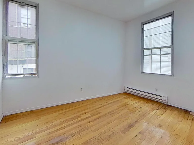 185 Metropolitan Ave #1B — Photo 4