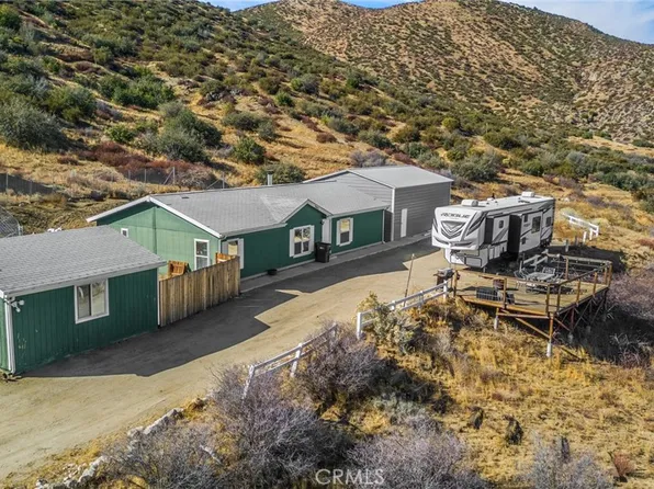 31465 Angeles Forest Hwy, Palmdale, CA 93550