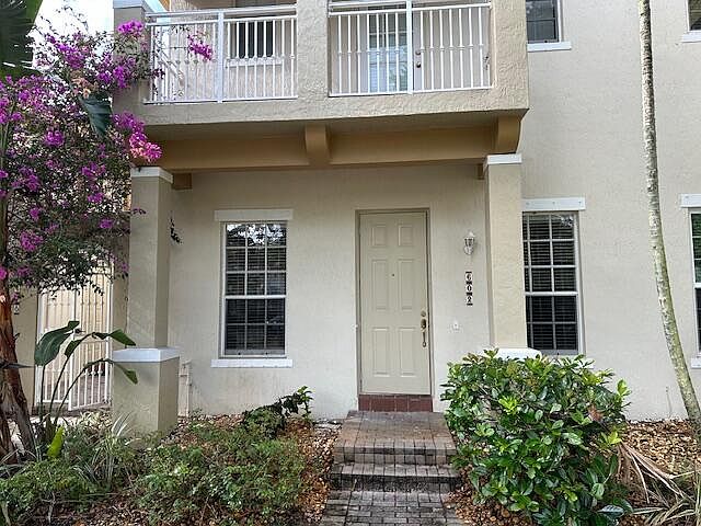 1st image of 602 NW 26th Avenue