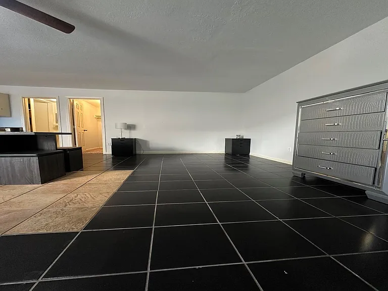 4108 Whirlaway Dr — Photo 3