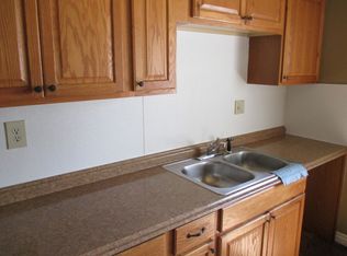 300 Fairbourne Pl, Oxnard, CA 93033