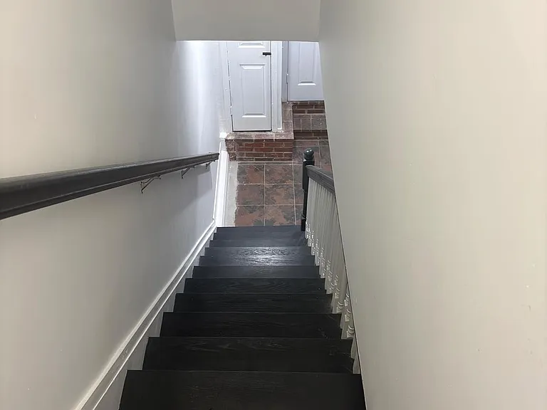 225 Missouri Ave NW — Photo 25