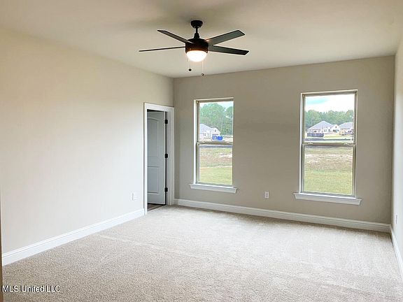 4th image of 10200 Patrick Dr
