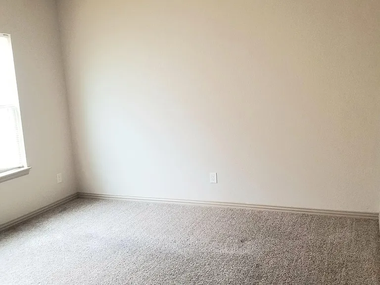 Upstairs bedroom 2