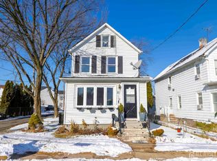 21 George St, South River, NJ 08882