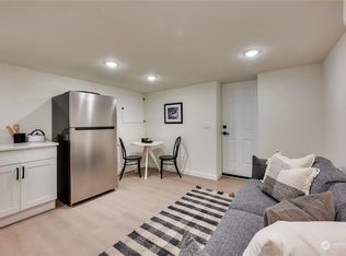15804 Maplewild Ave SW #2, Seattle, WA 98166