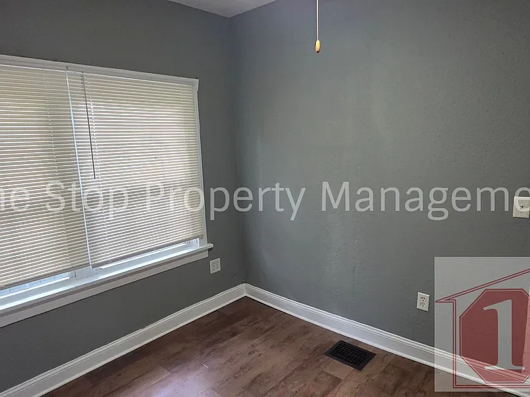 5441 E 27th St — Photo 12