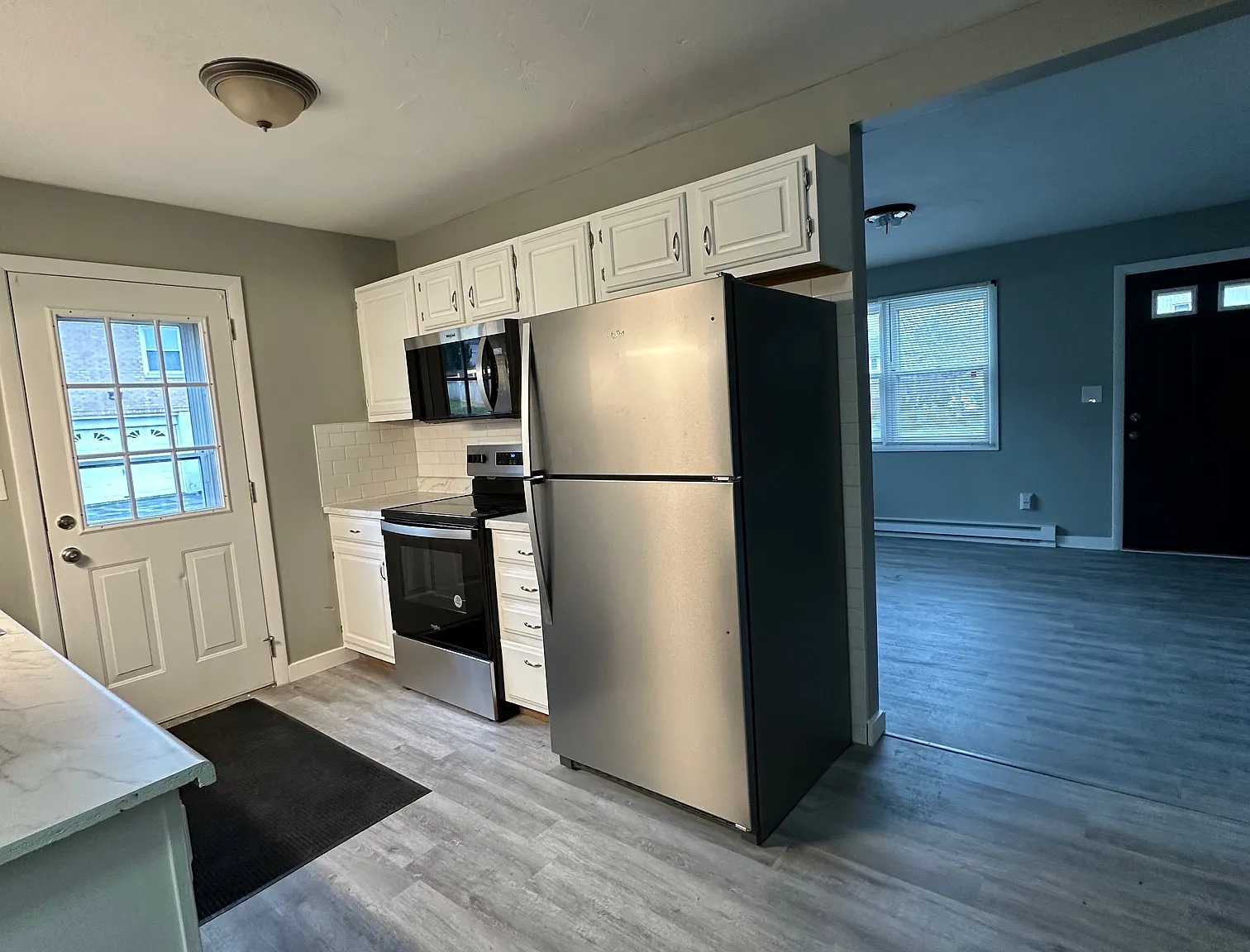 2 bed, $2,850 — Photo 2