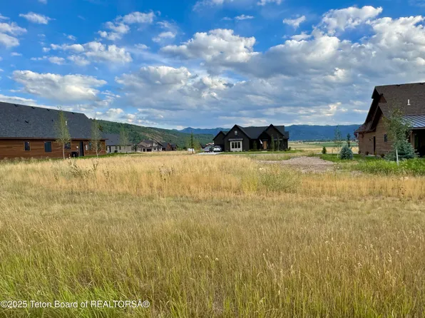 406 Royal Elk Cir, Victor, ID 83455