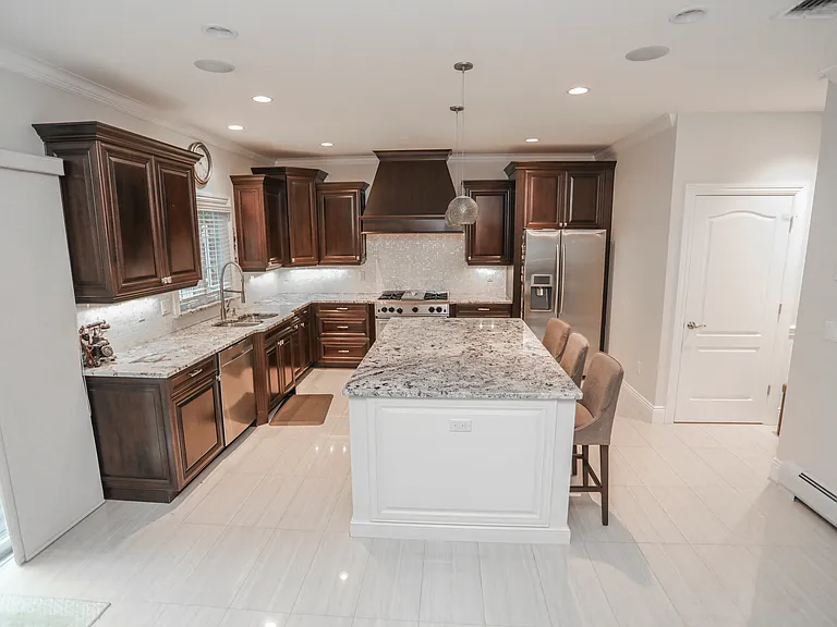 296 Forest Rd — Photo 7