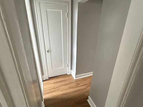 3rd image of 10155 S Eberhart Ave #500-1