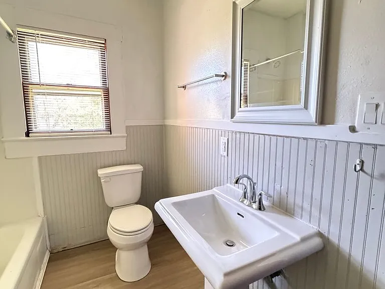 126 Wortham Dr — Photo 12