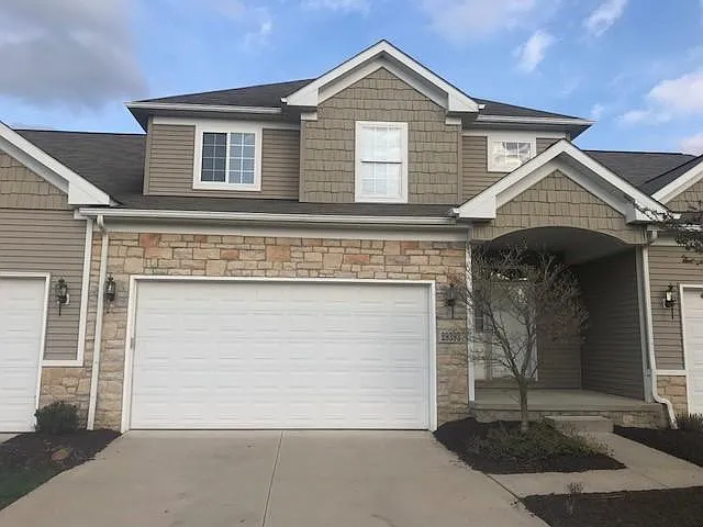 29393 Hummingbird Cir #29393