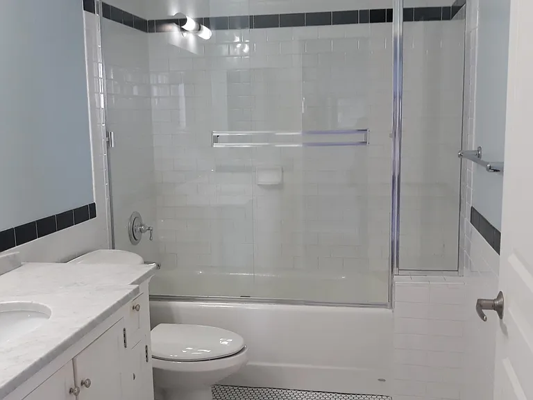 114 W Adams St #1008 — Photo 24