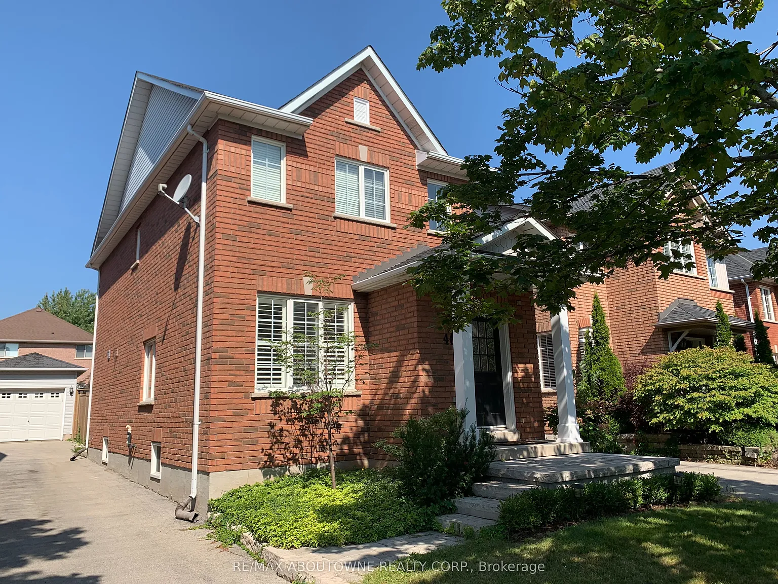 4 bed, $4,000 — Photo 1