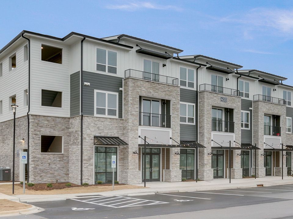 1st image of 300 Alex Ridge Dr #928